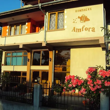 Guest house Amfora *